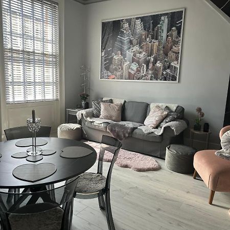 Courtyard Holiday Apartments Belper Buitenkant foto