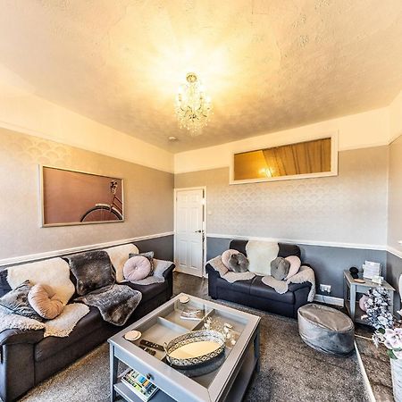 Courtyard Holiday Apartments Belper Buitenkant foto