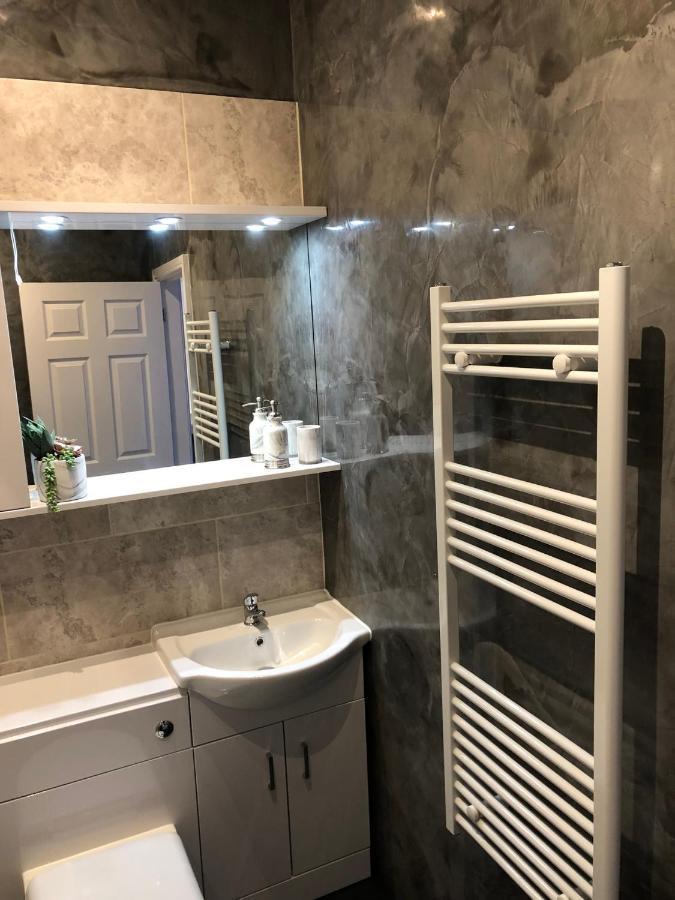 Courtyard Holiday Apartments Belper Buitenkant foto